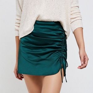 NWT Kendall & Kylie satin cinched skirt